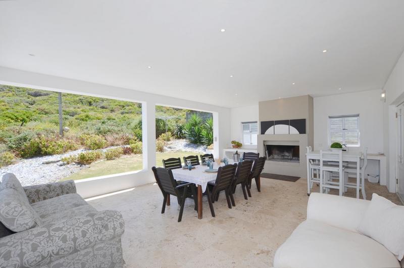 4 Bedroom Property for Sale in Pearl Bay Western Cape